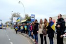 Три сотні броварчан об’єднались у живий ланцюг заради миру в Україні